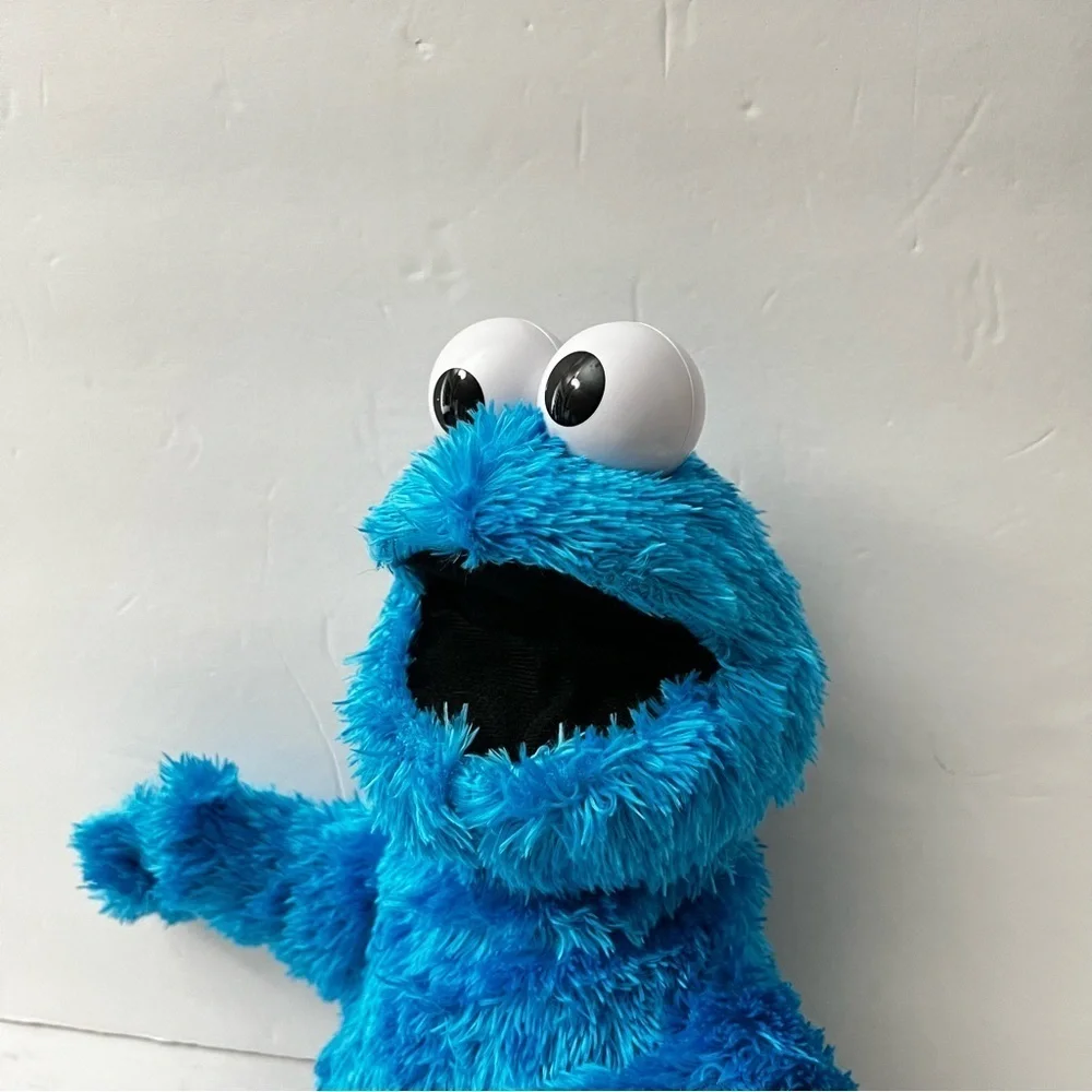 Cookie Monster Talking Sesame Street Feed Me Plush Size 14.5